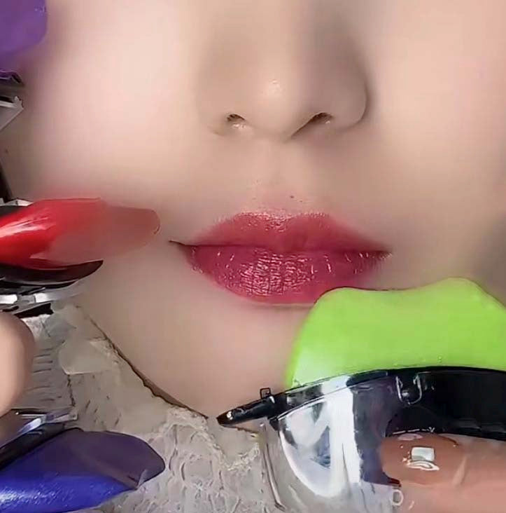 1 , lazy lipstick-FloweryConcubine