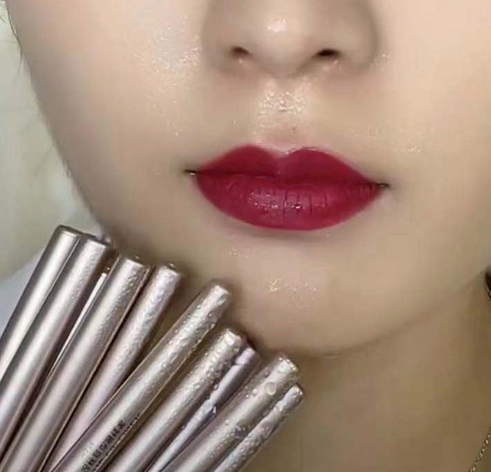 1 color,lipliner