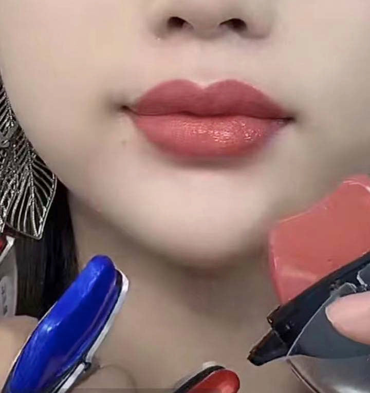 1 color,lazy lipstick