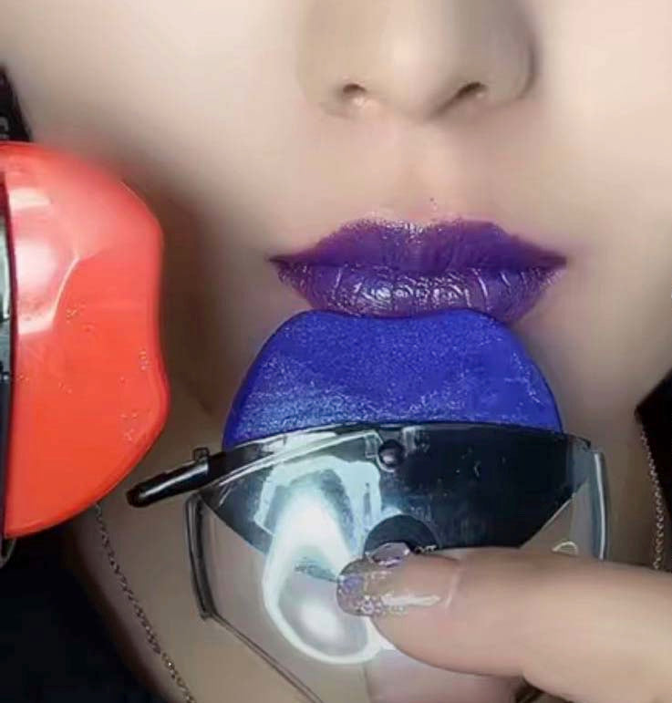 1 color,lazy lipstick
