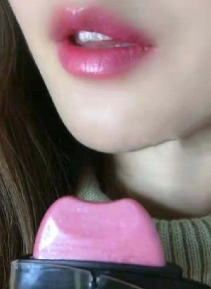 1, lazy lipstick
