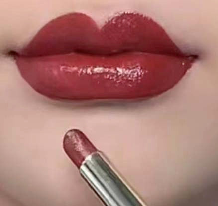 2,pen lipstick|FloweryConcubine