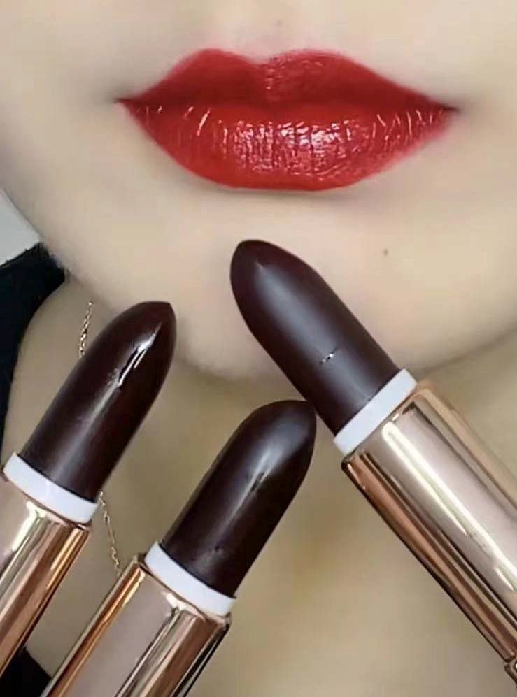 1 color,lipstick