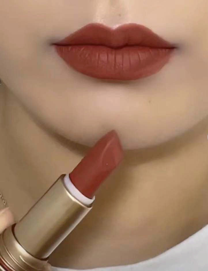 1 color lipstick