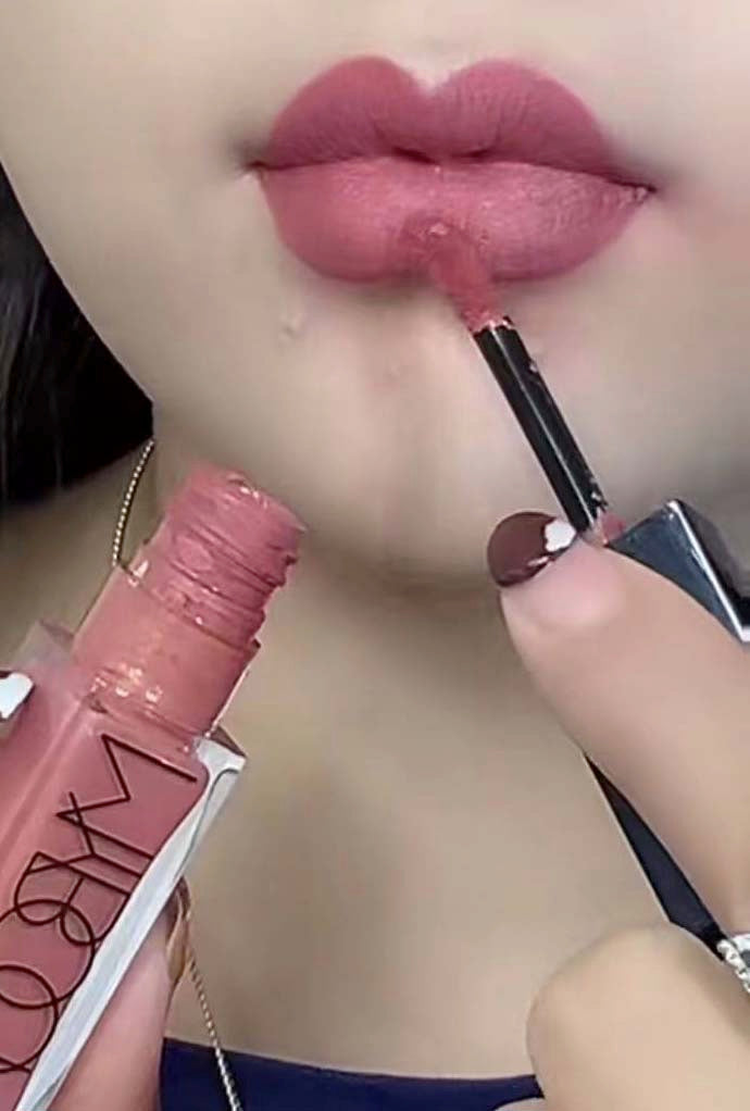 1 color,lipgloss