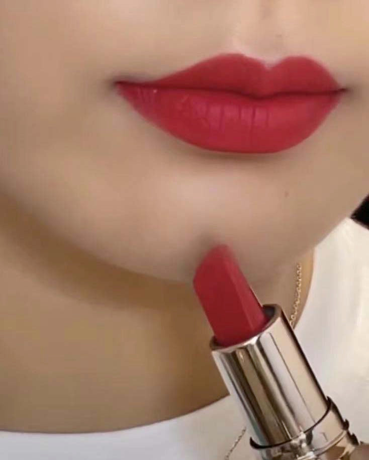 1 color,lipstick