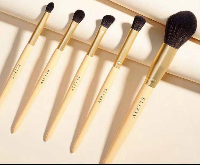 eyeshadow brush -Flowery concubine
