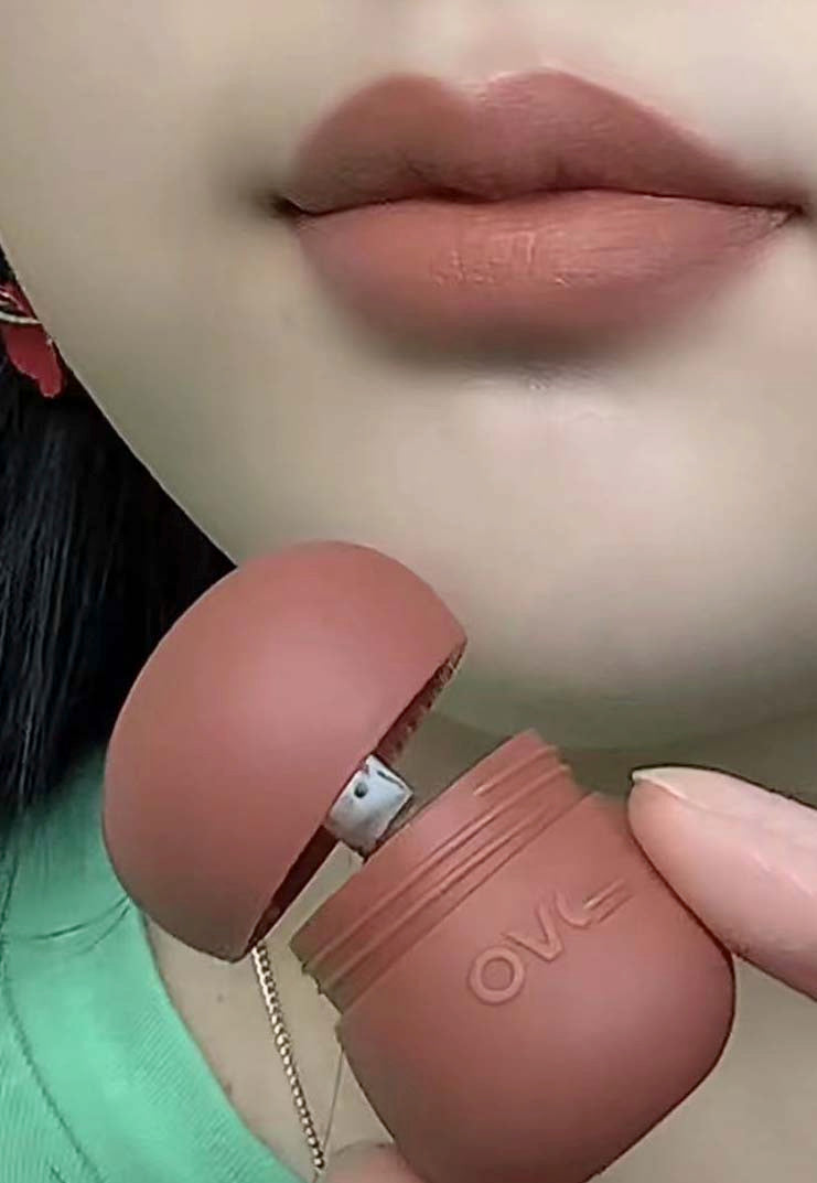 1 color,lipgloss