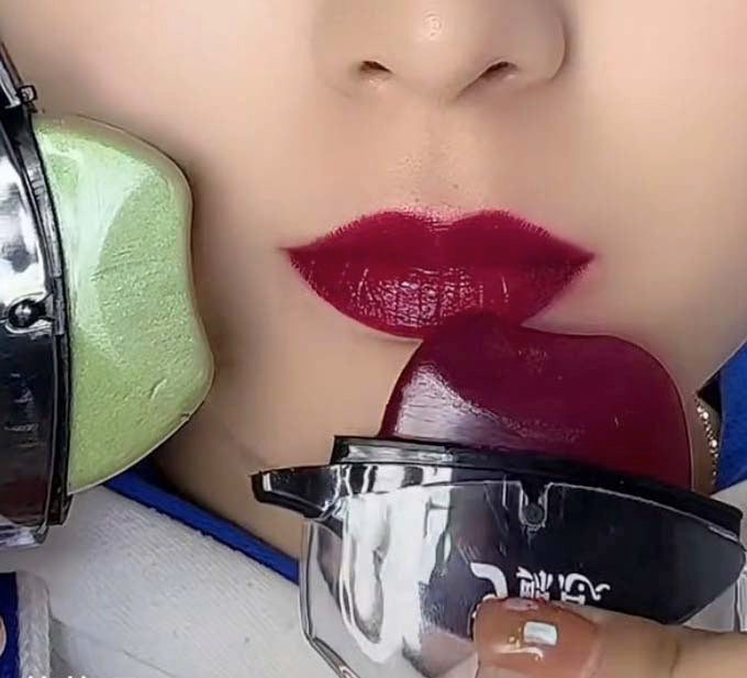 1 color,lazy lipstick