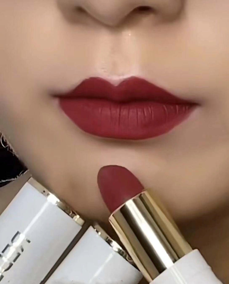 1 color,lipstick