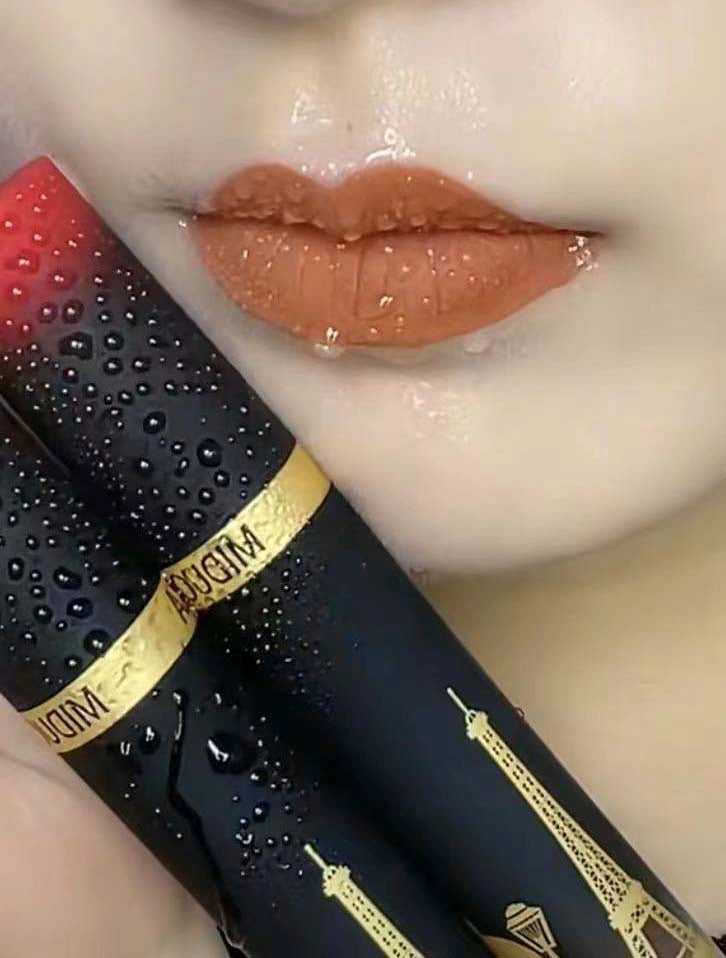 1 color,lipgloss