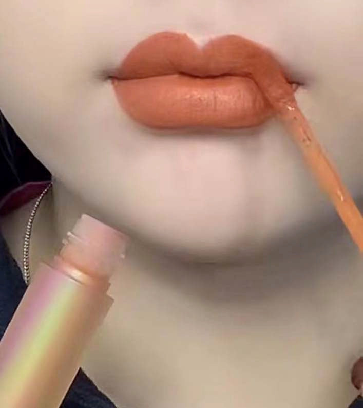 1,lipgloss|FloweryConcubine