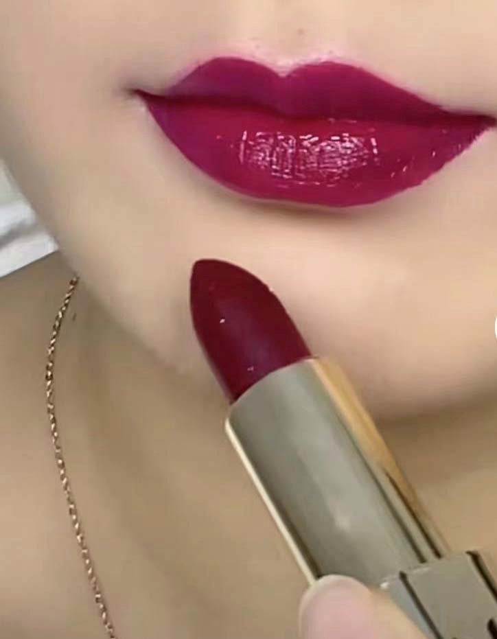 1 color,lipstick