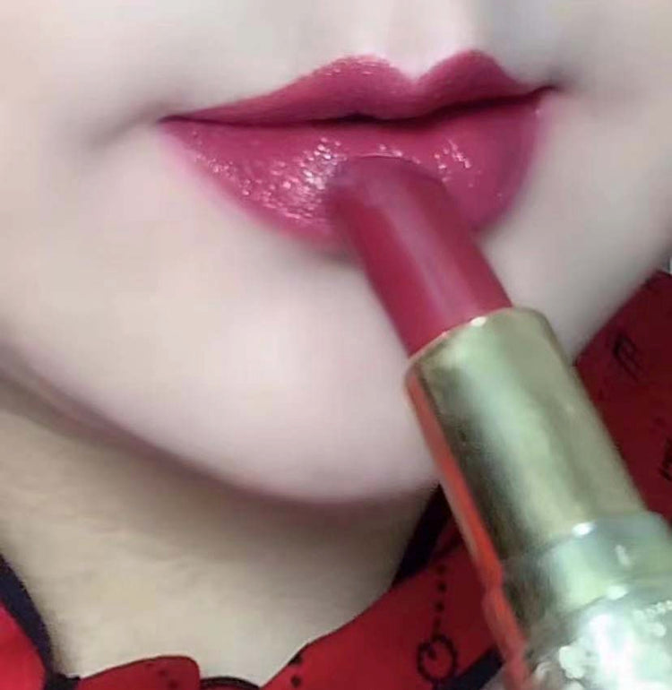 1 color,lipstick