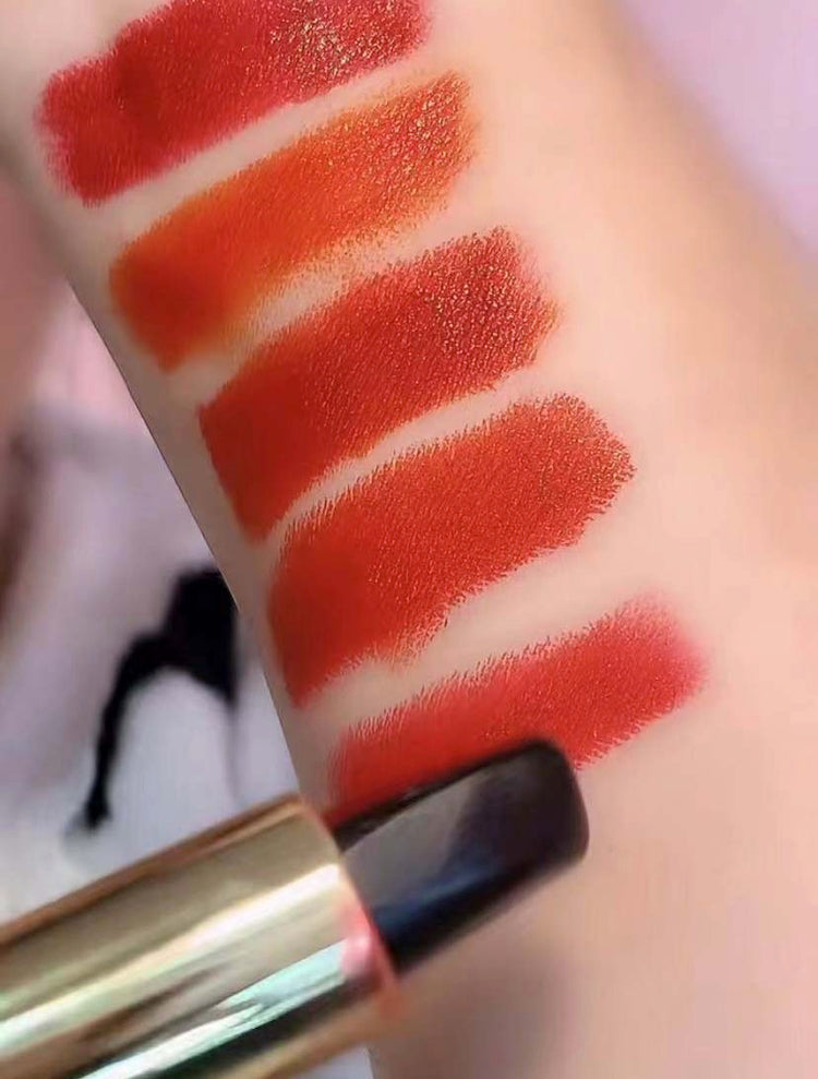 lipstick with 5 colors