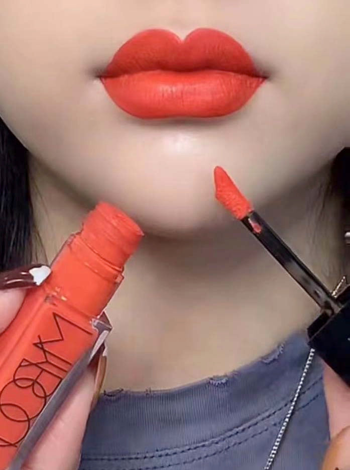 1 color,lipgloss