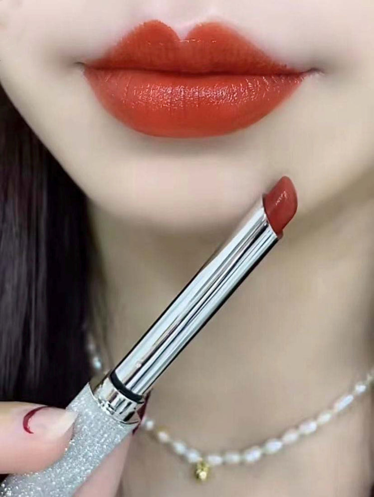 1,pen lipstick