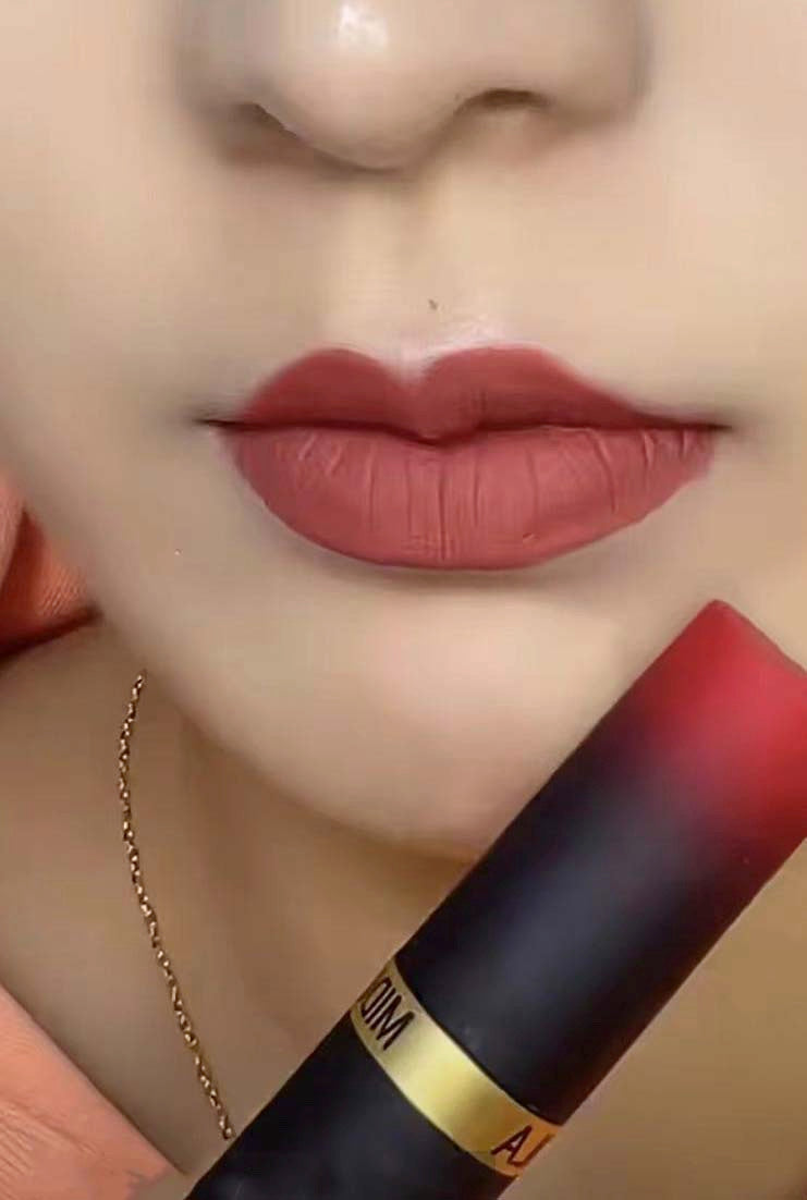 1 color,lipgloss