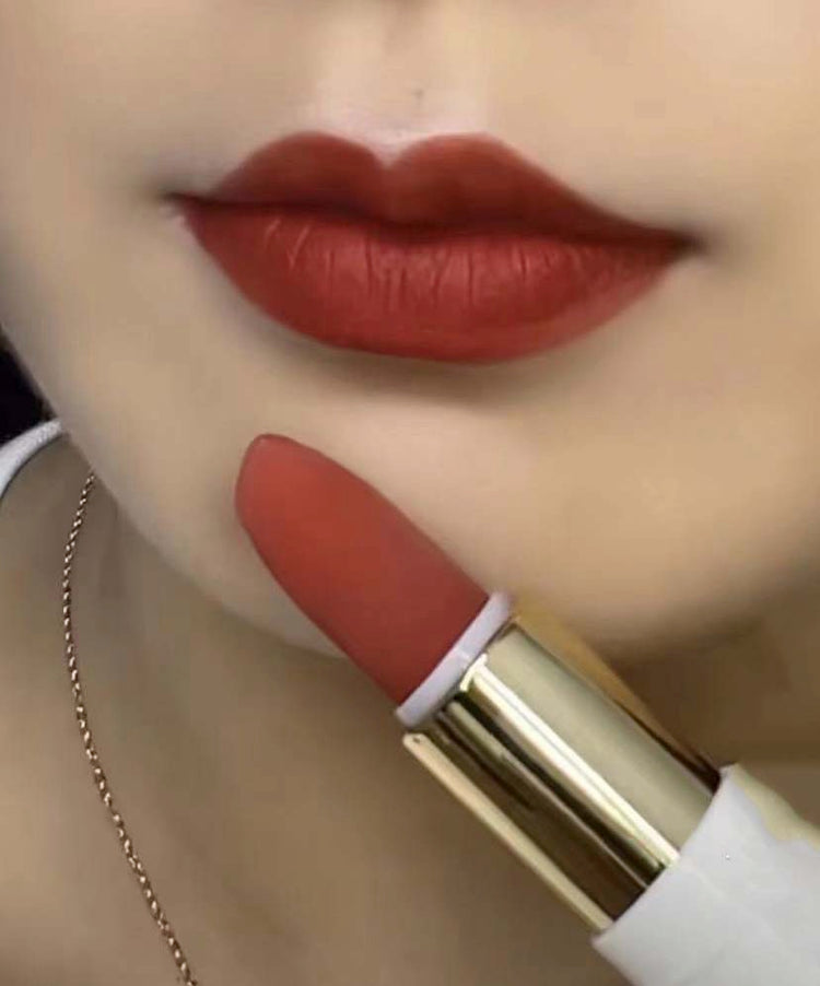 1 color,lipstick