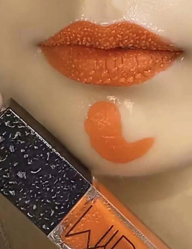 1 color,lipgloss