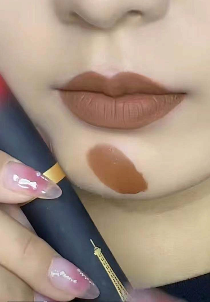 1 color,lipgloss
