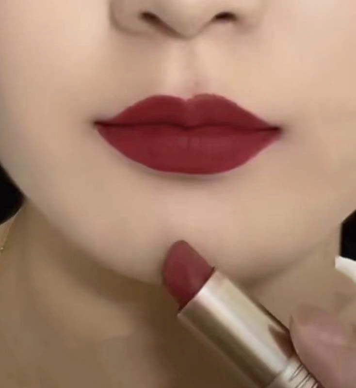 1 color lipstick