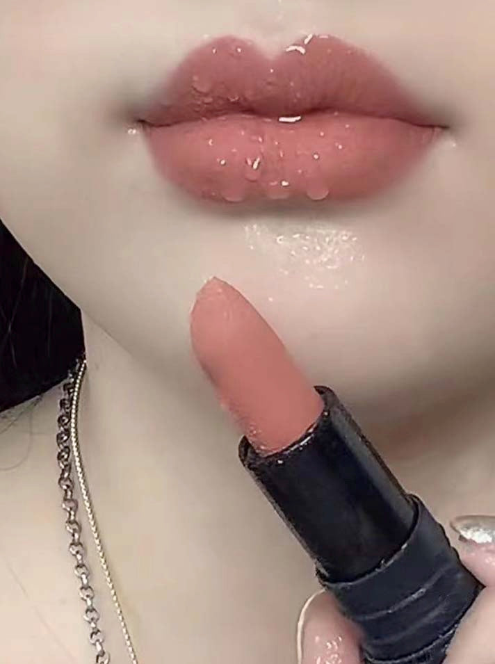 1 color,lipstick