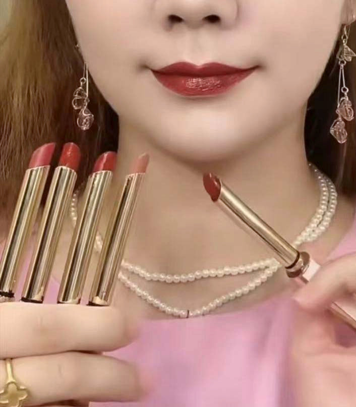 1,pen lipstick
