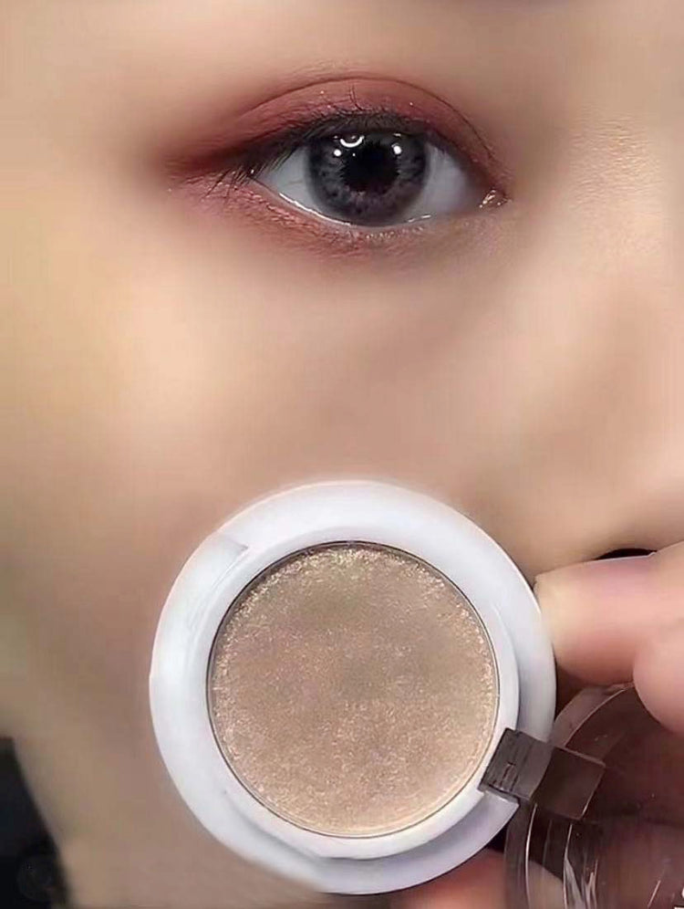 1-color eyeshadow is easy to color -FloweryConcubine