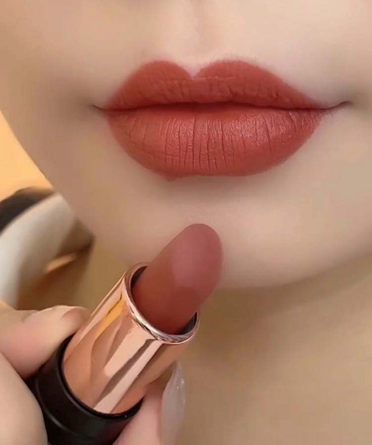 1 color,lipstick