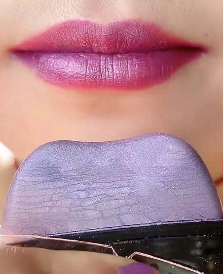 2,,lazy lipstick