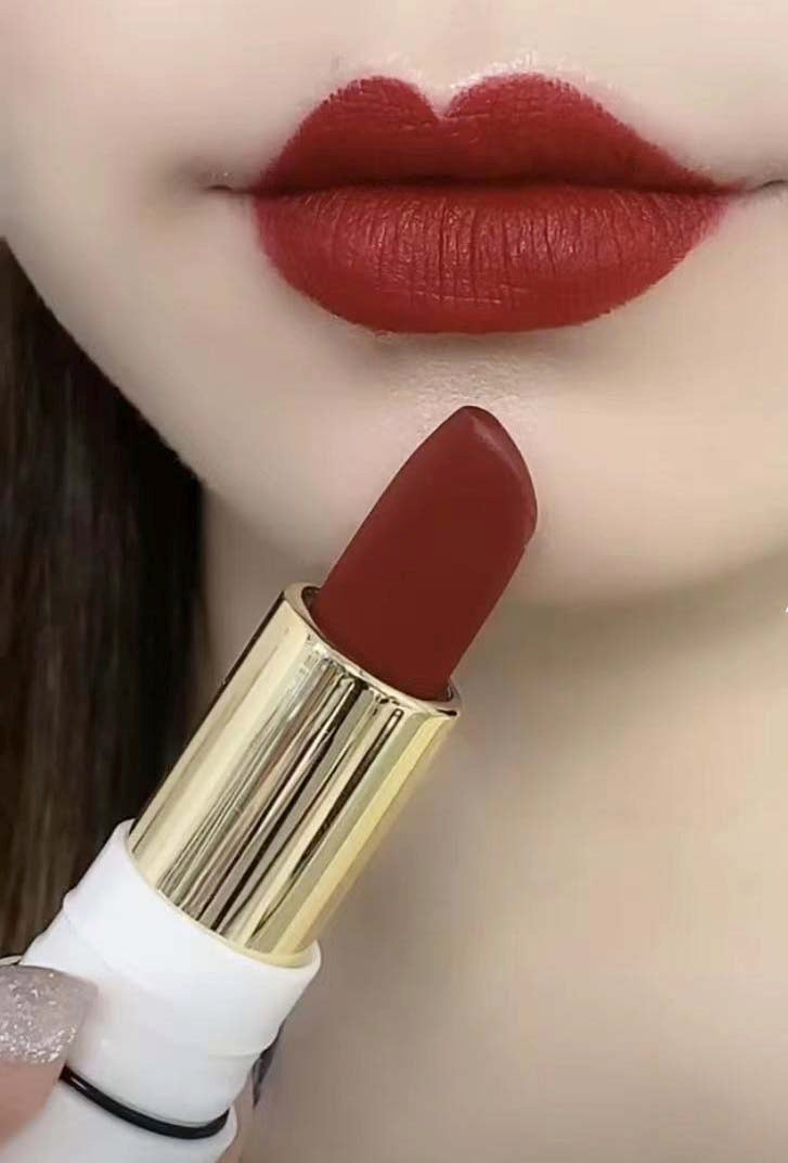 1 color,lipstick