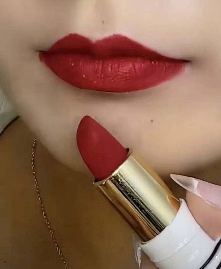 1 color,lipstick