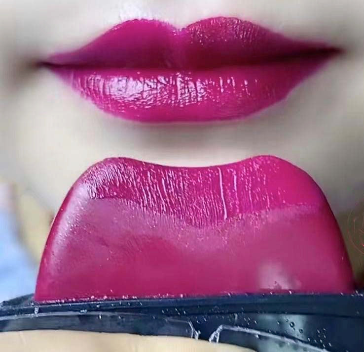 2,,lazy lipstick