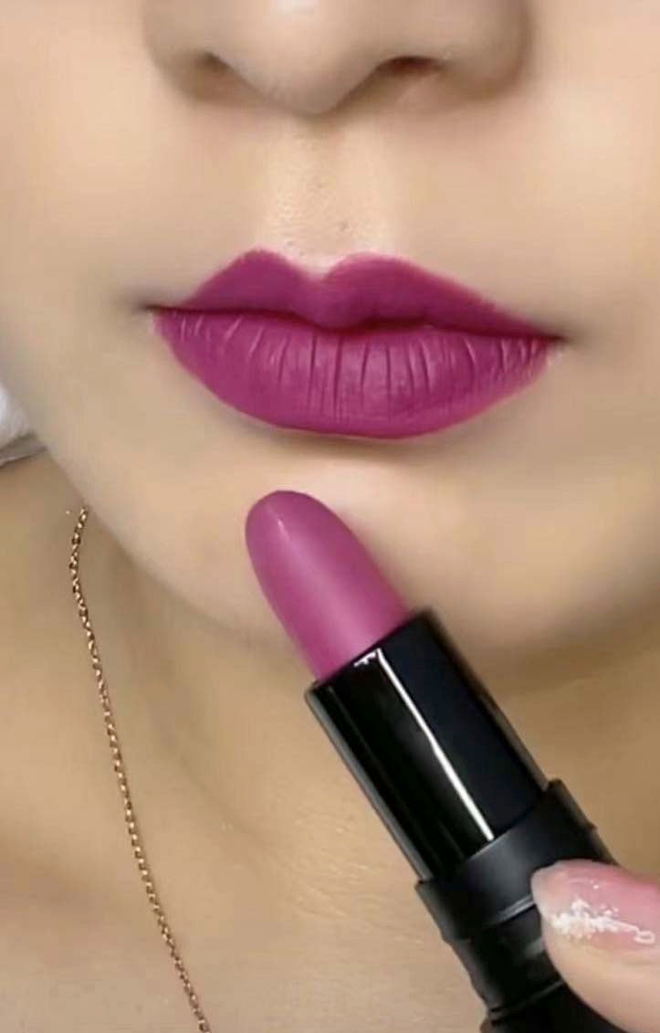 1 color,lipstick