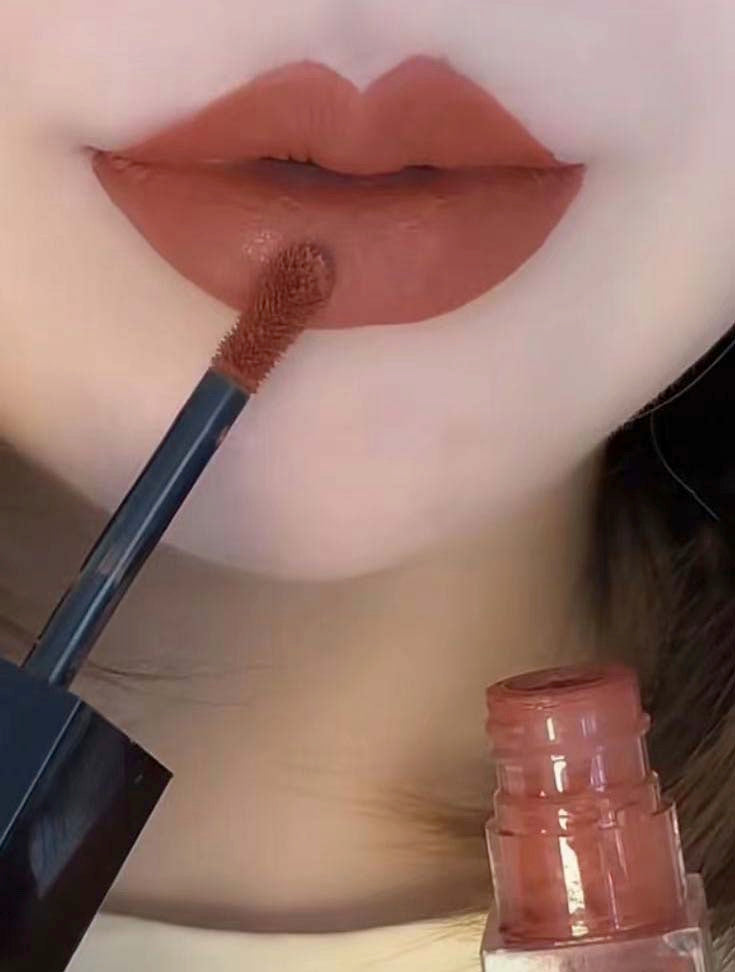 1 color,lipgloss
