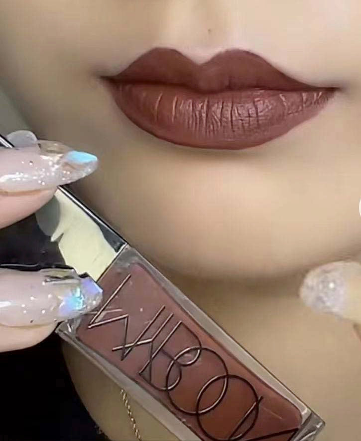 1 color,lipgloss
