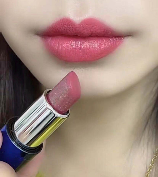pink lipstick