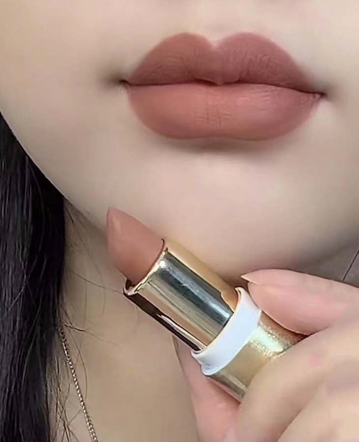 1 color,lipstick