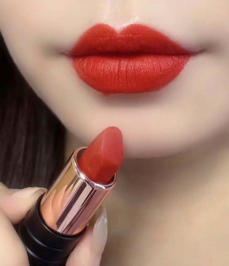 1 color,lipstick
