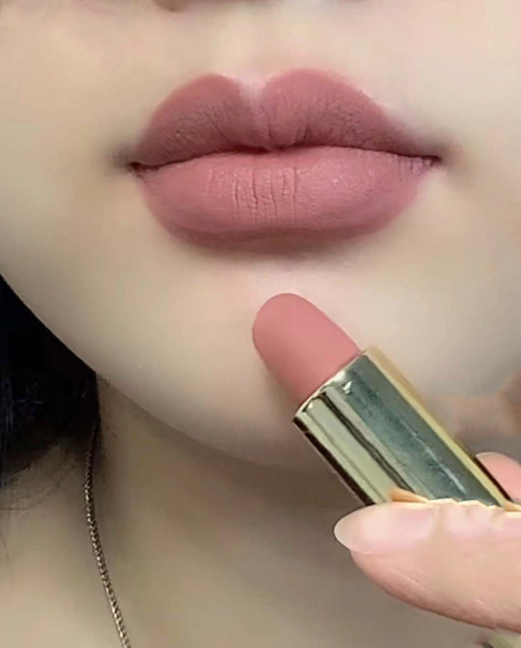 1 color,lipstick