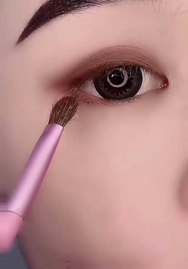 2,Eyeshadow bristles are soft and comfortable