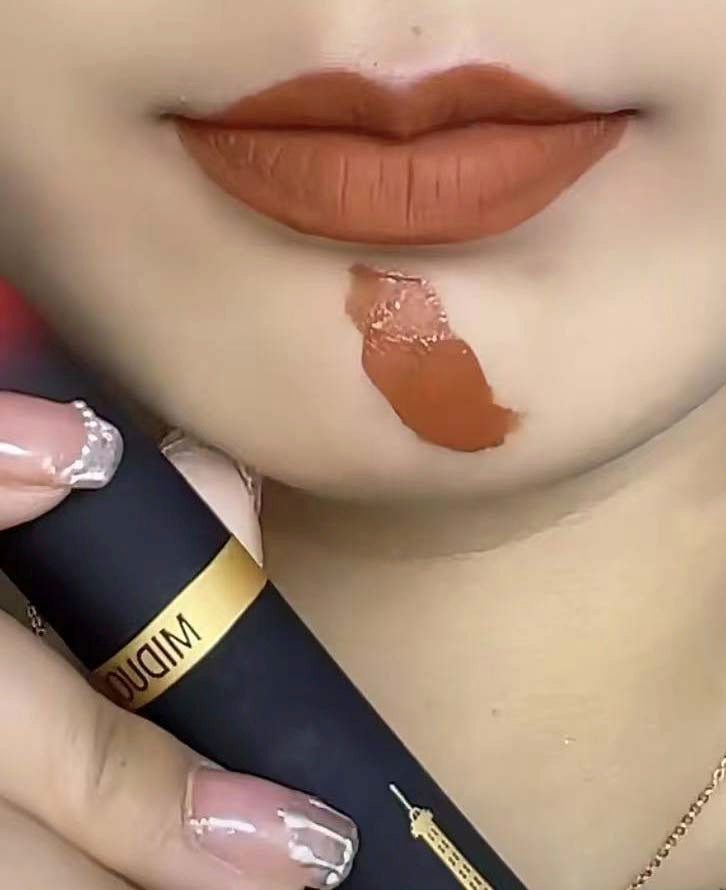 1 color,lipgloss