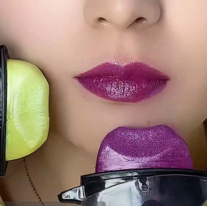 1 color,lazy lipstick
