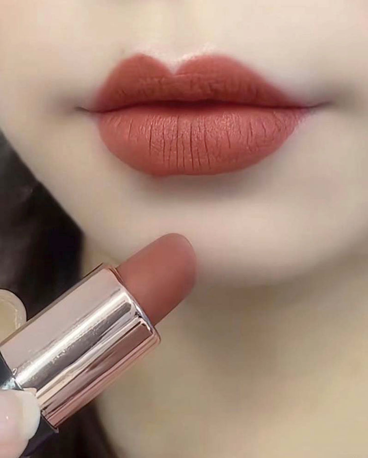 1 color,lipstick